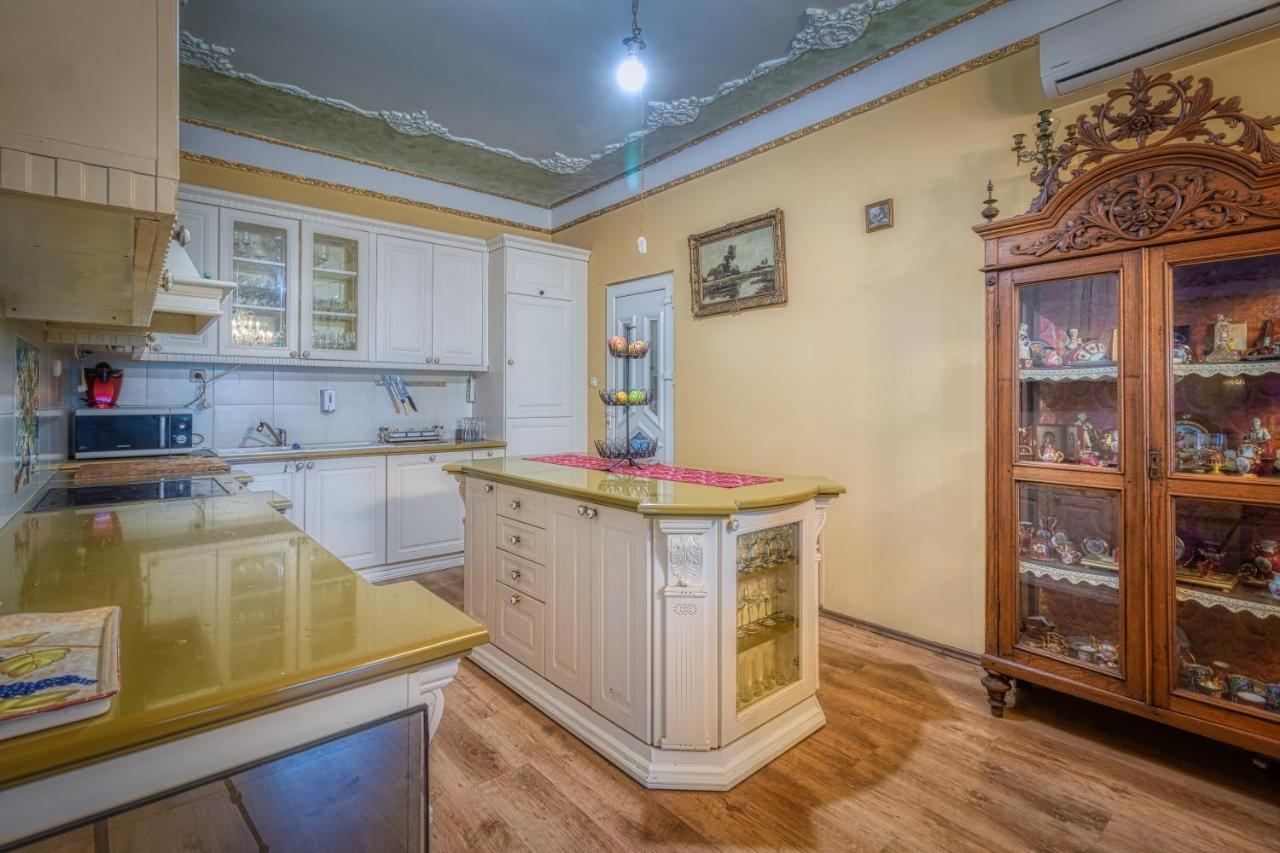 Vila Rococo Bělehrad Exteriér fotografie